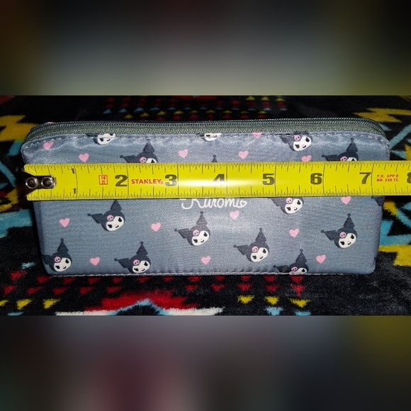 Sanrio Kuromi Cosmetic Bag - Picture 2 of 6
